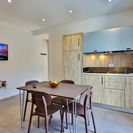 Apartment Apho *