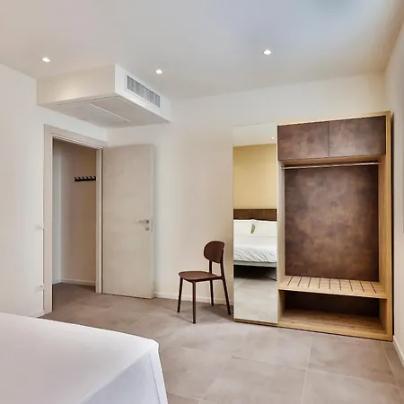 Apho Apart-hotel *