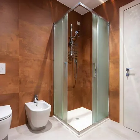 Apho Aparthotel