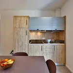 Apho 3* Ρίμινι