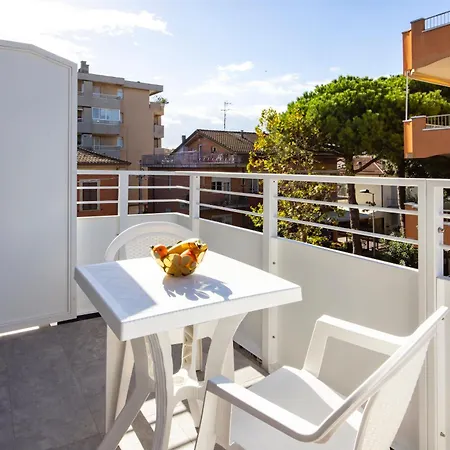 Apho Apartmanhotel Rimini