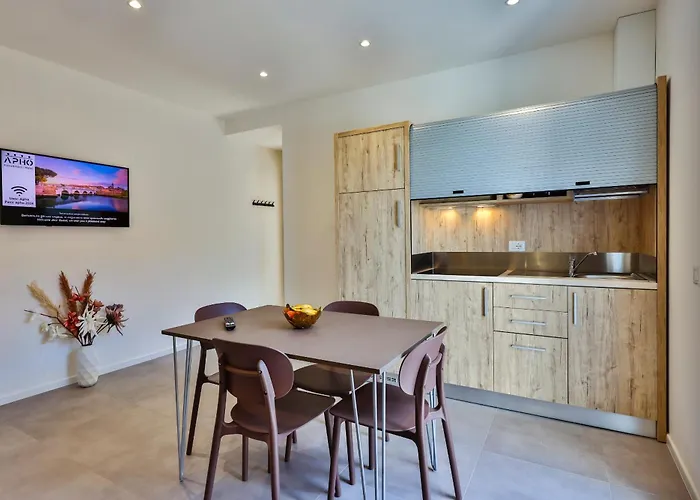 Apartmanhotel Apho 3*